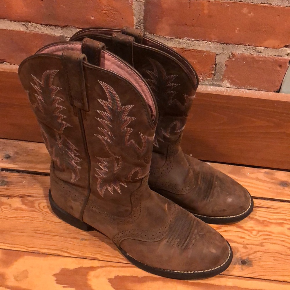 Ariat Pink and Brown Cowgirl Boots!